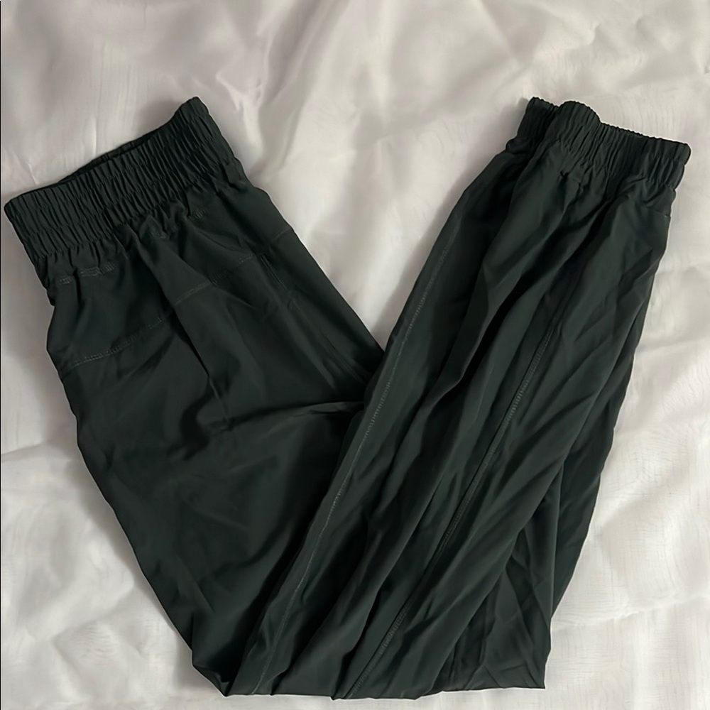HALARA Dark Grey Joggers